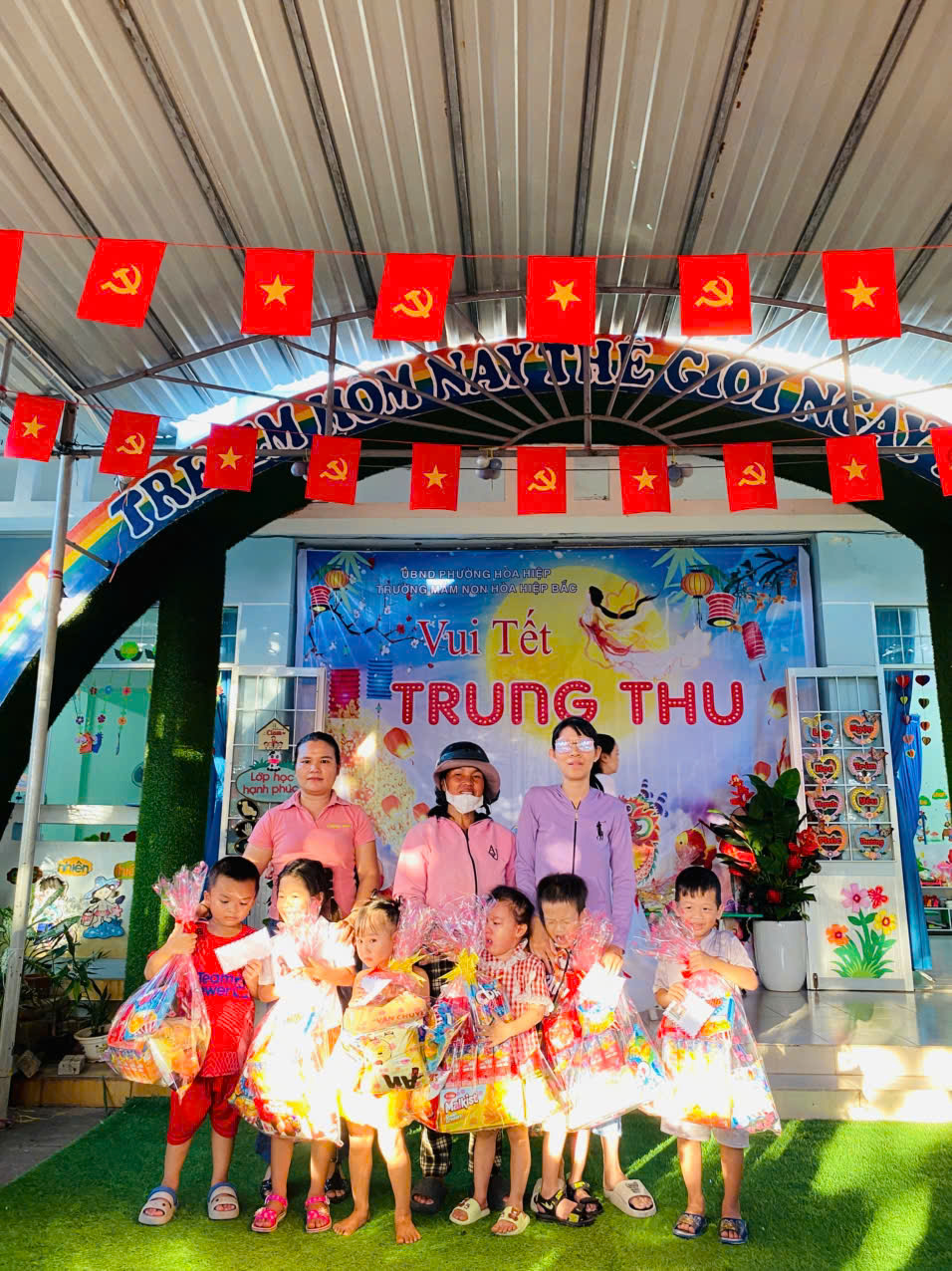 TẾT TRUNG THU CỦA BÉ